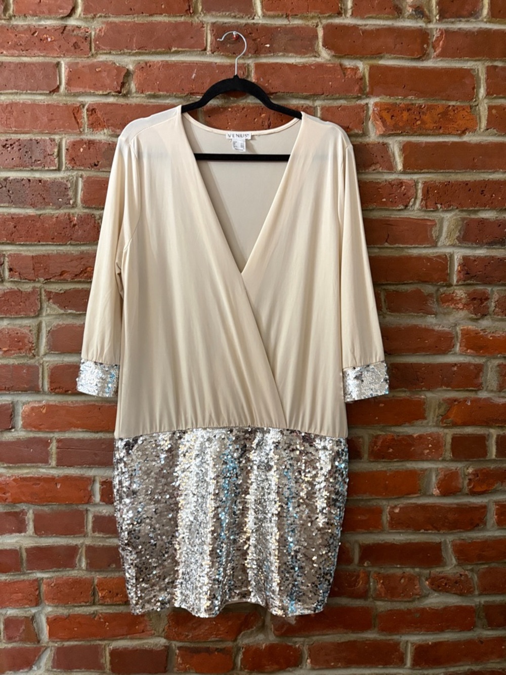Y2K VENUS Cream Wrap Top with Silver Sequin Hem Dress Size Large